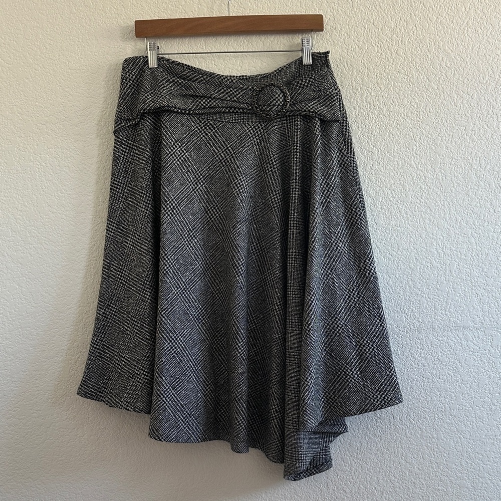 Classiques Entier Asymmetrical Gray Plaid Skirt